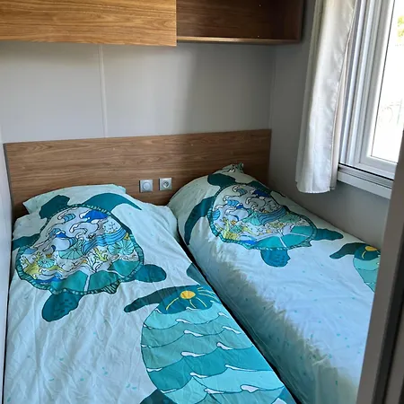Mobil-home Cosy 6 P Climatise A A 200 M De La Dans 4 Etoiles Calme Et Familial مكان تخييم *