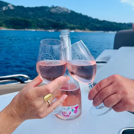 Parque de Campismo Mobil-home Cosy 6 P Climatisé à à 200 M De La Dans 4 étoiles Calme Et Familial Hyères