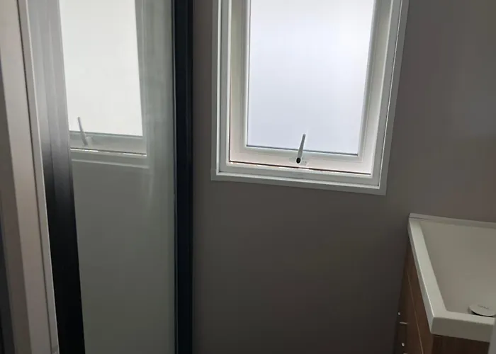 Mobil-home Cosy 6 P Climatisé à à 200 M De La Dans 4 étoiles Calme Et Familial Campeggio *