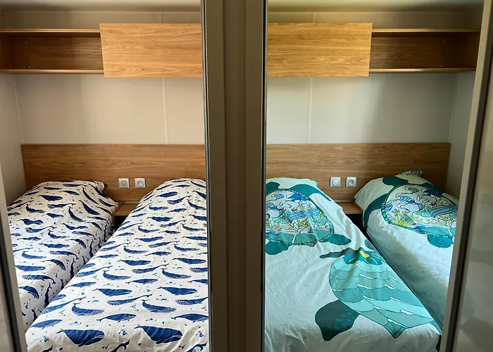 Campeggio Mobil-home Cosy 6 P Climatisé à à 200 M De La Dans 4 étoiles Calme Et Familial