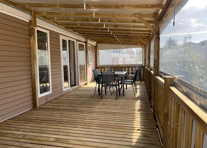 Mobil-home Cosy 6 P Climatisé à à 200 M De La Dans 4 étoiles Calme Et Familial *